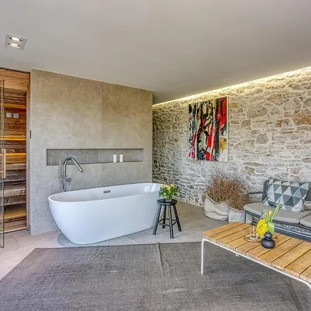 Amazing In With Sauna Šumber