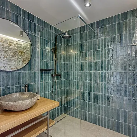 Amazing In With Sauna * Šumber